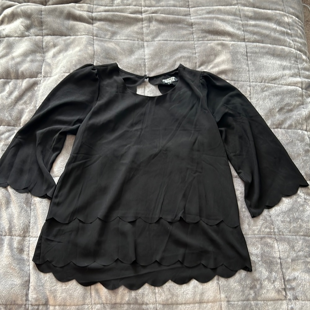 Paper Moon Black Scalloped Detailed Sleeves and Cut Out Back Blouse